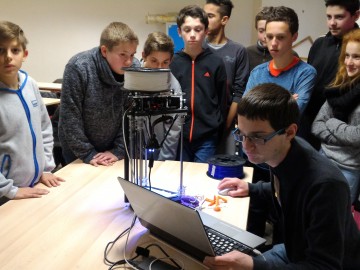 Robotips : la robotique s’invite au collège